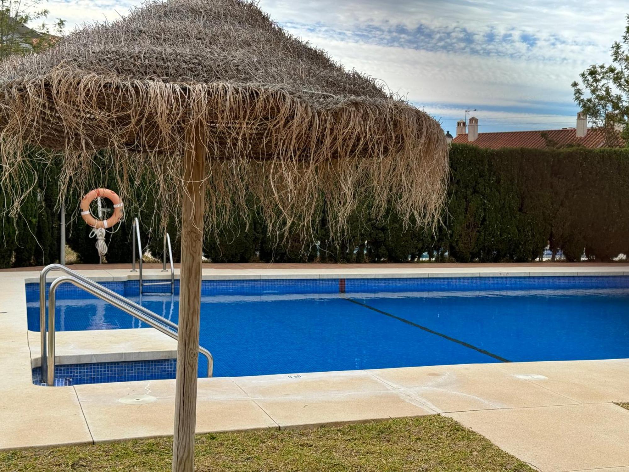 El Atico Con Vistas Al Mediterraneo Parking Y Piscina 6P Rincon de la Victoria Luaran gambar